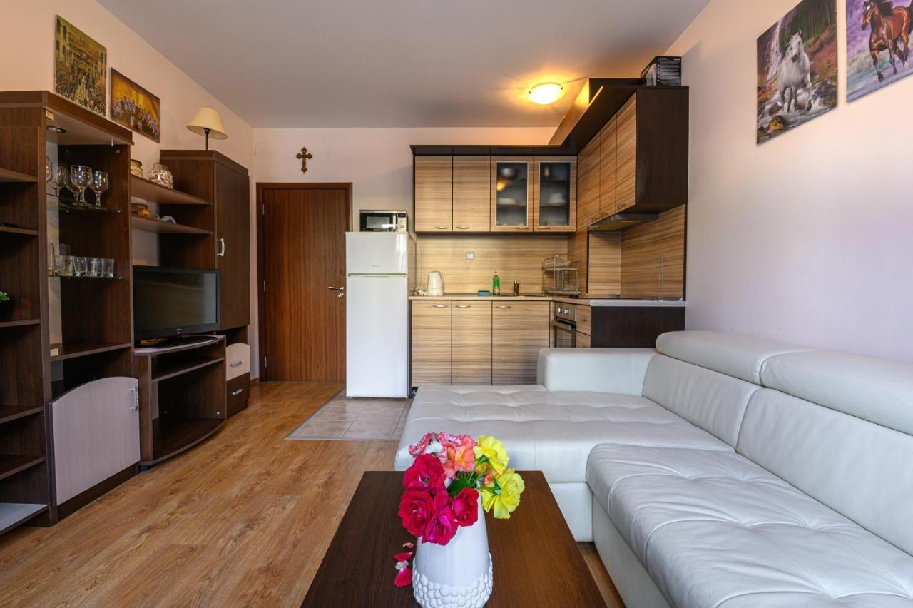 נסבר Apollon Apartments מראה חיצוני תמונה